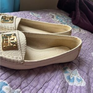 Tory Burch Cream Leather Logo-Embellished Loafers